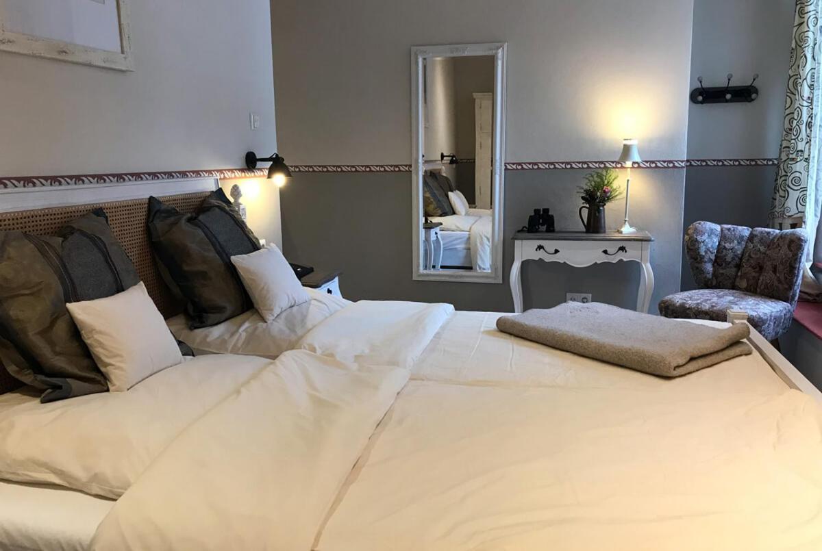Landhotel Untere Muehle Strassberg Eksteriør billede